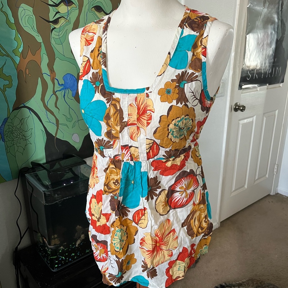 Floral Sleeveless Women's Top
